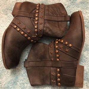 Women's Studded Boots